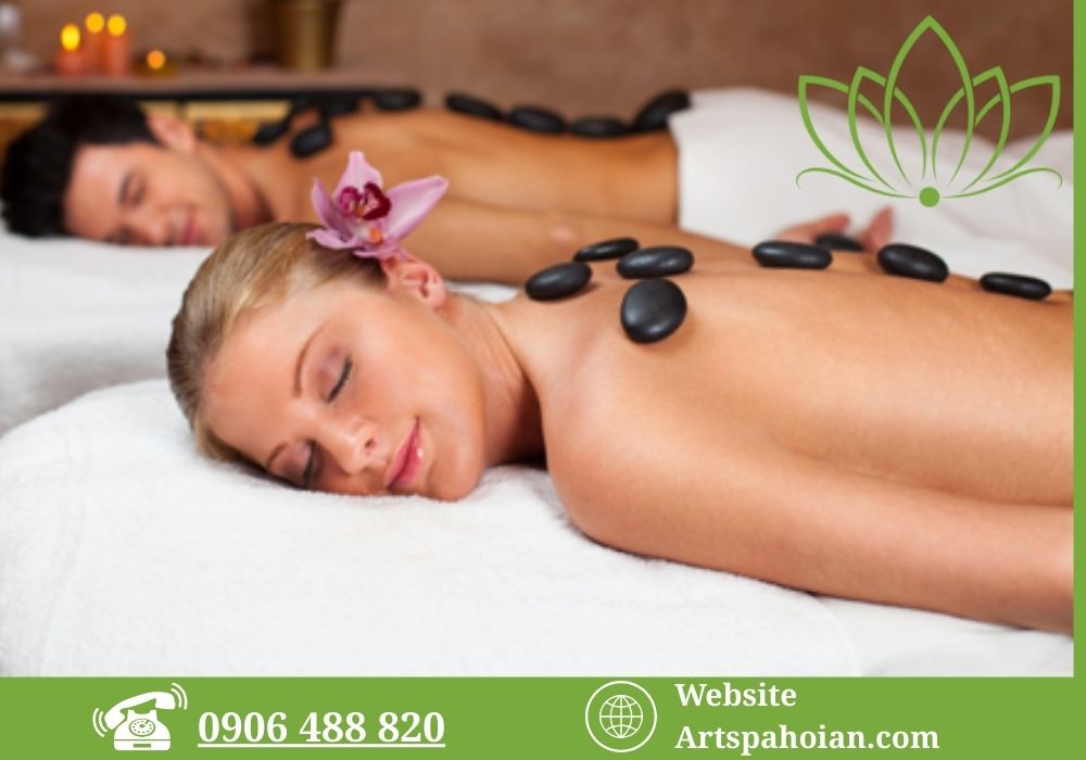 For the ultimate luxury couples massage in Hoi An, head to the award-winning Four Seasons Spa.